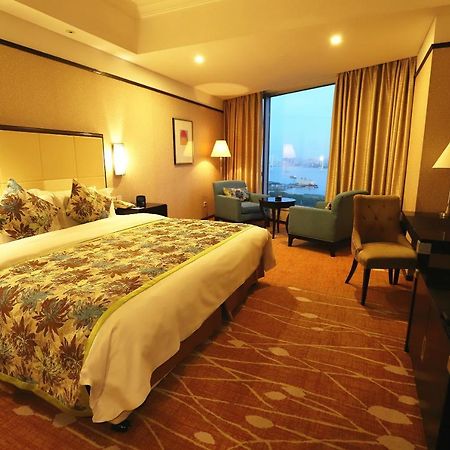 Howard Johnson Pearl Plaza Wuhan Eksteriør billede