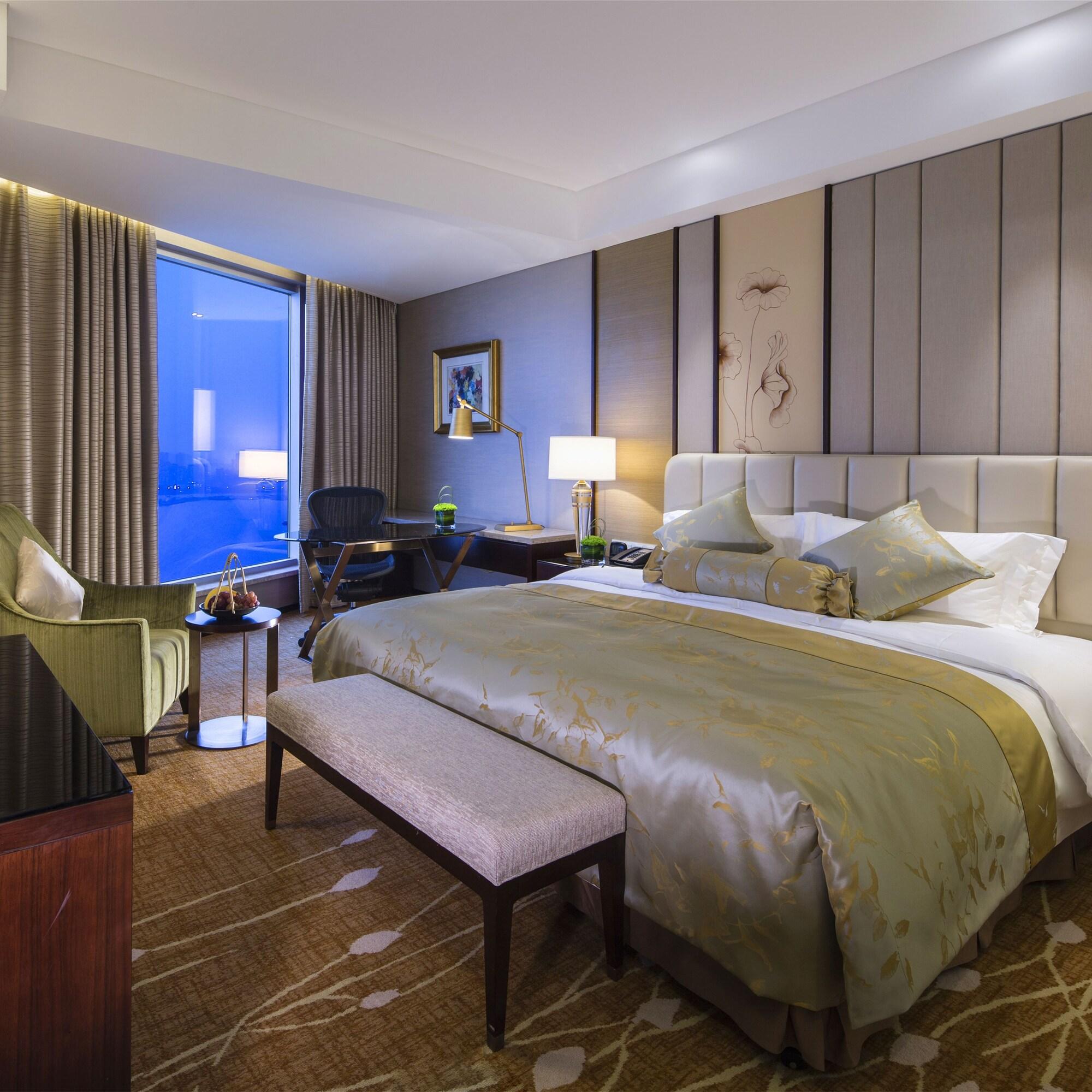 Howard Johnson Pearl Plaza Wuhan Eksteriør billede